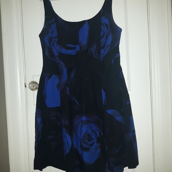 Blue and Black Floral Dress - Picture 2 of 8